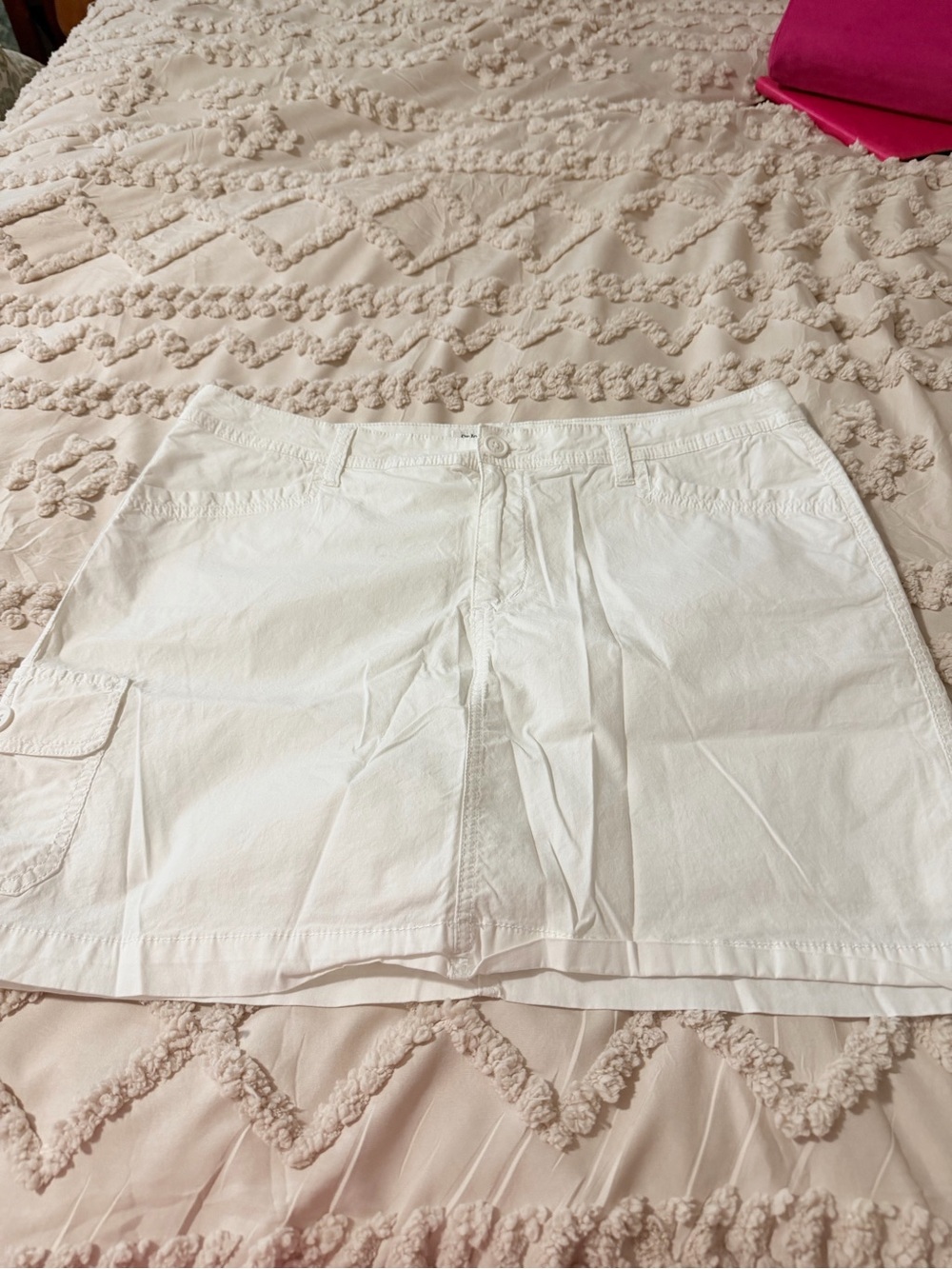 Women’s White Cargo Skort - Brand Unknown